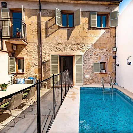 Albuqassim A Modern Townhouse In Pollensa, With Heated Pool