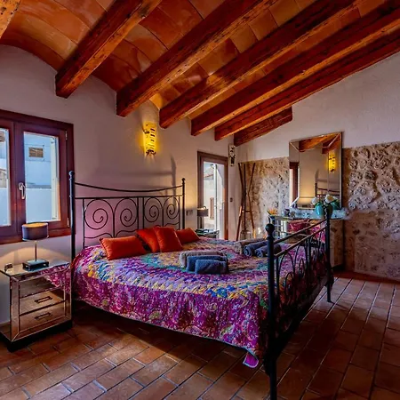Villa Albuqassim A Modern Townhouse In Pollensa, With Heated Pool Pollença